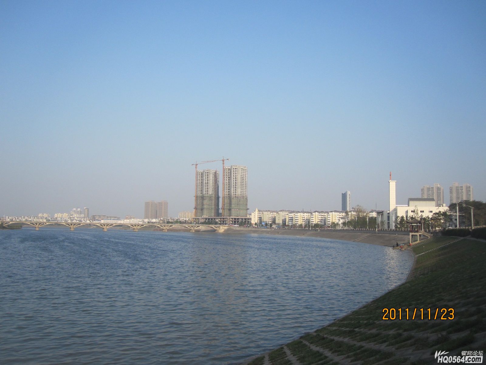 124337qe6uocfb3baxahzz.jpg