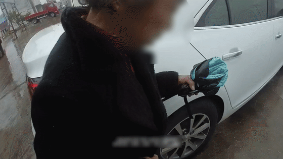 092236k5u5gfv8uvl4v6qg.gif